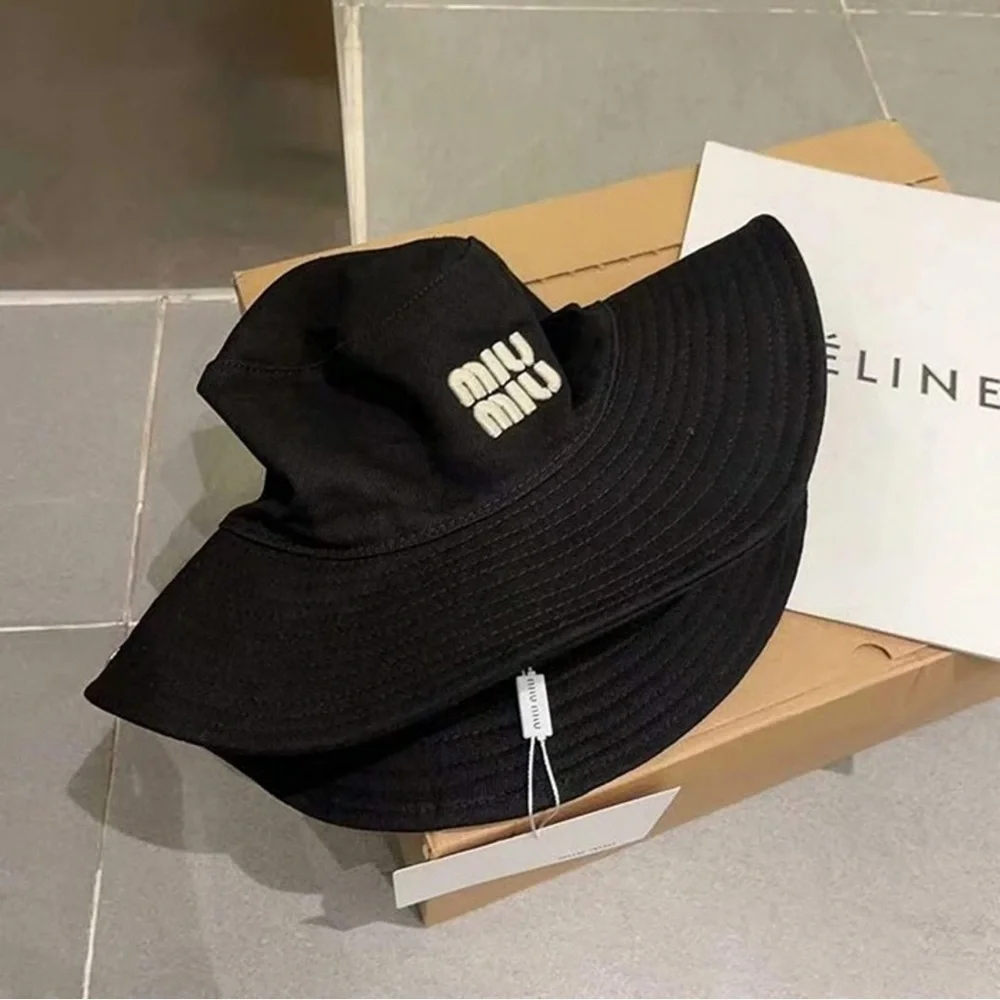 Miu Miu Black Bucket Hat - Picture 6 of 7